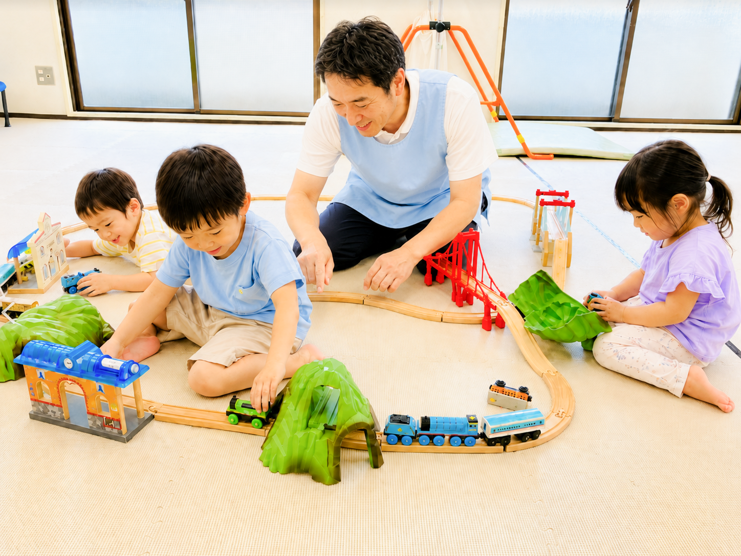 遊びの時間を過ごすお子さま